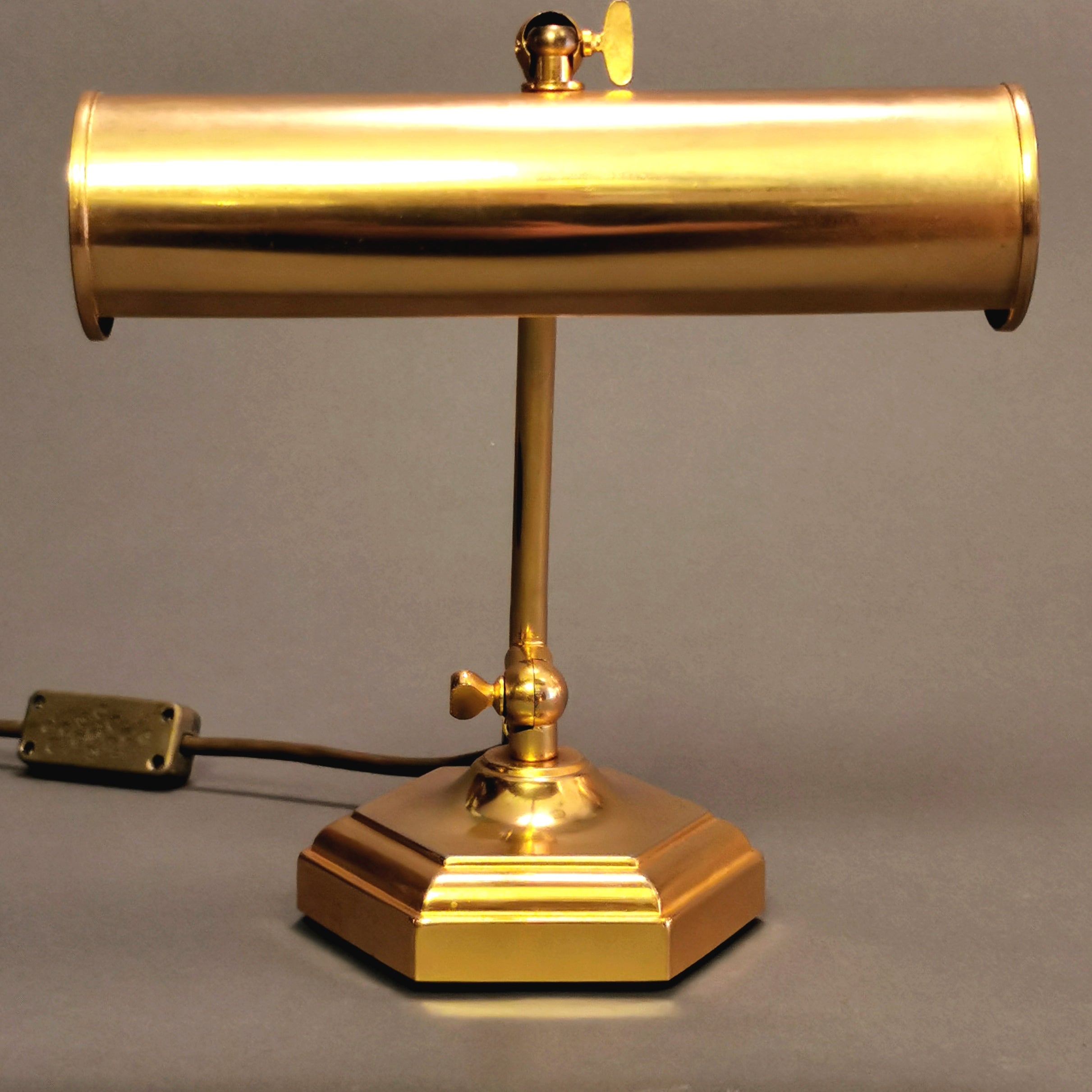 Klassische Klavierleuchte aus Messing von WMI 0054