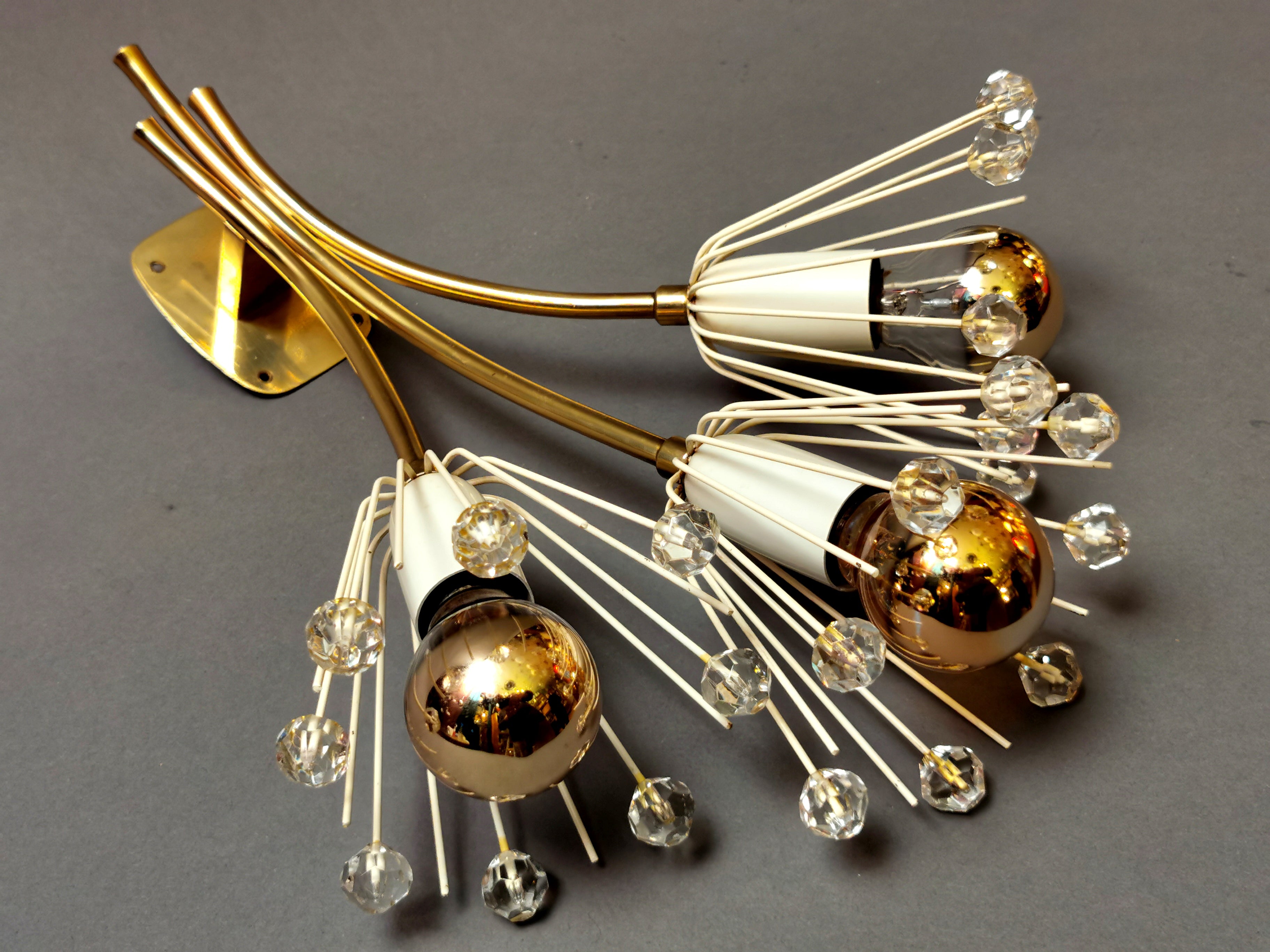 Eine Emil Stejnar Wandleuchte 0010