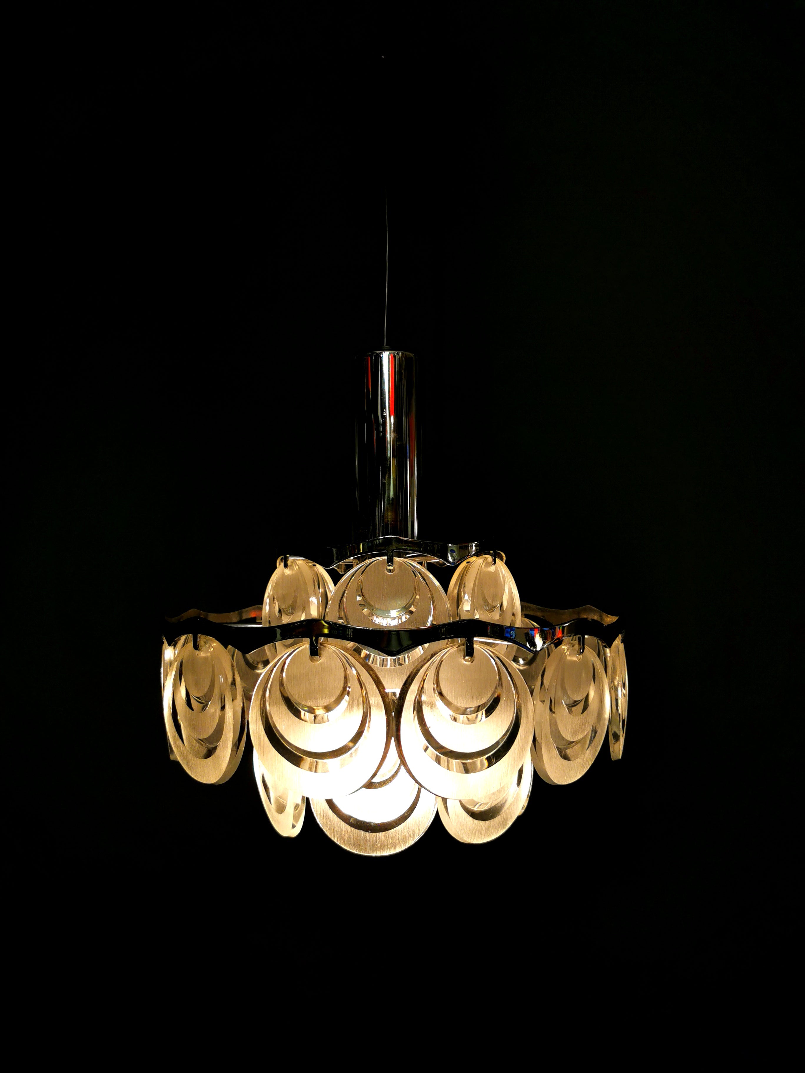 Die Acryl Pendelleuchte 0012