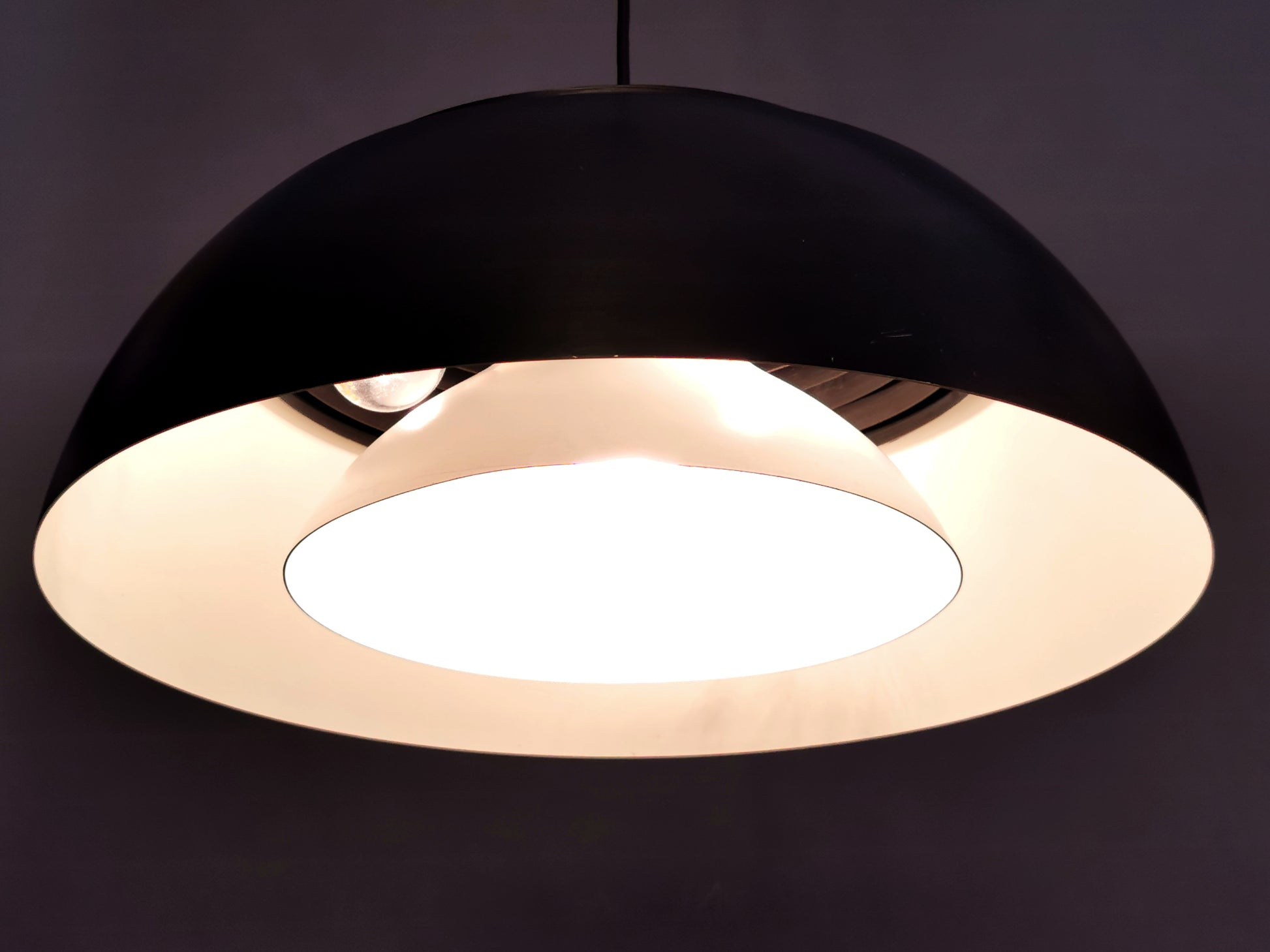 AJ Royal 50 – Pendelleuchte von Arne Jacobsen (1957)