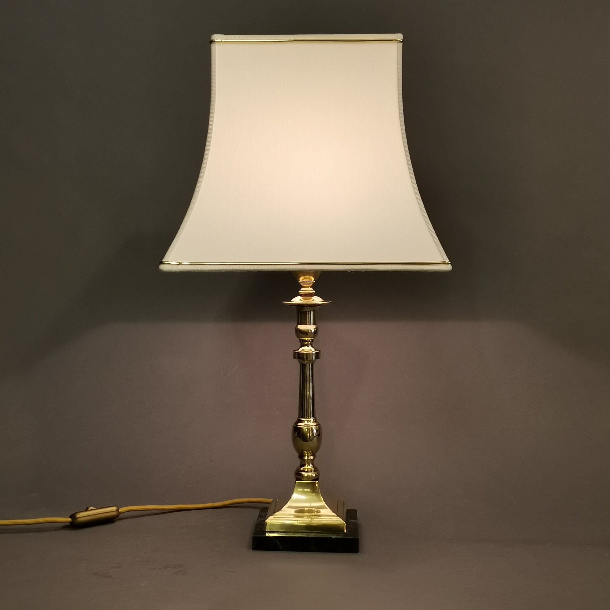 Art Deko Tischlampe 0019