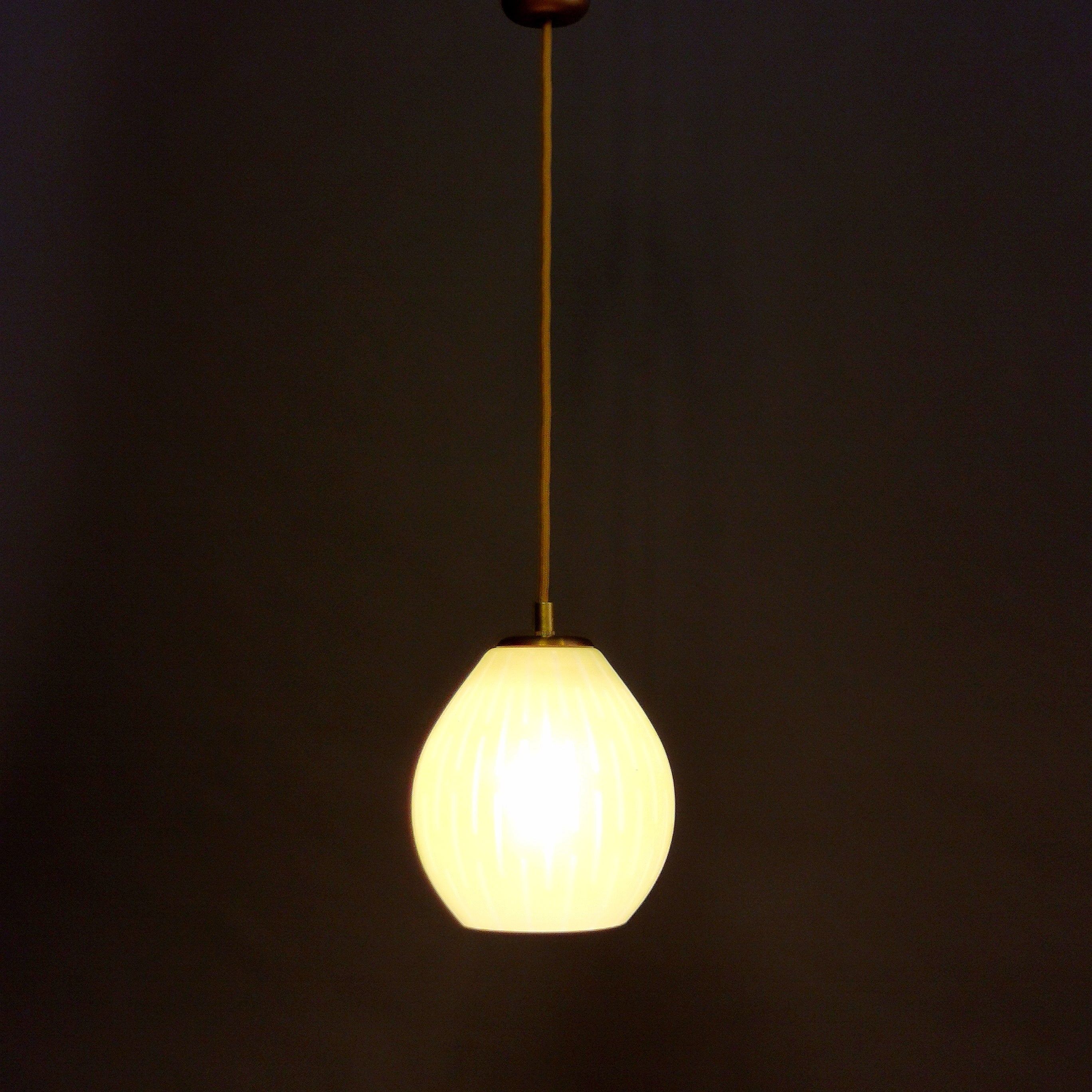 Mint grüne Pendelleuchte 0026