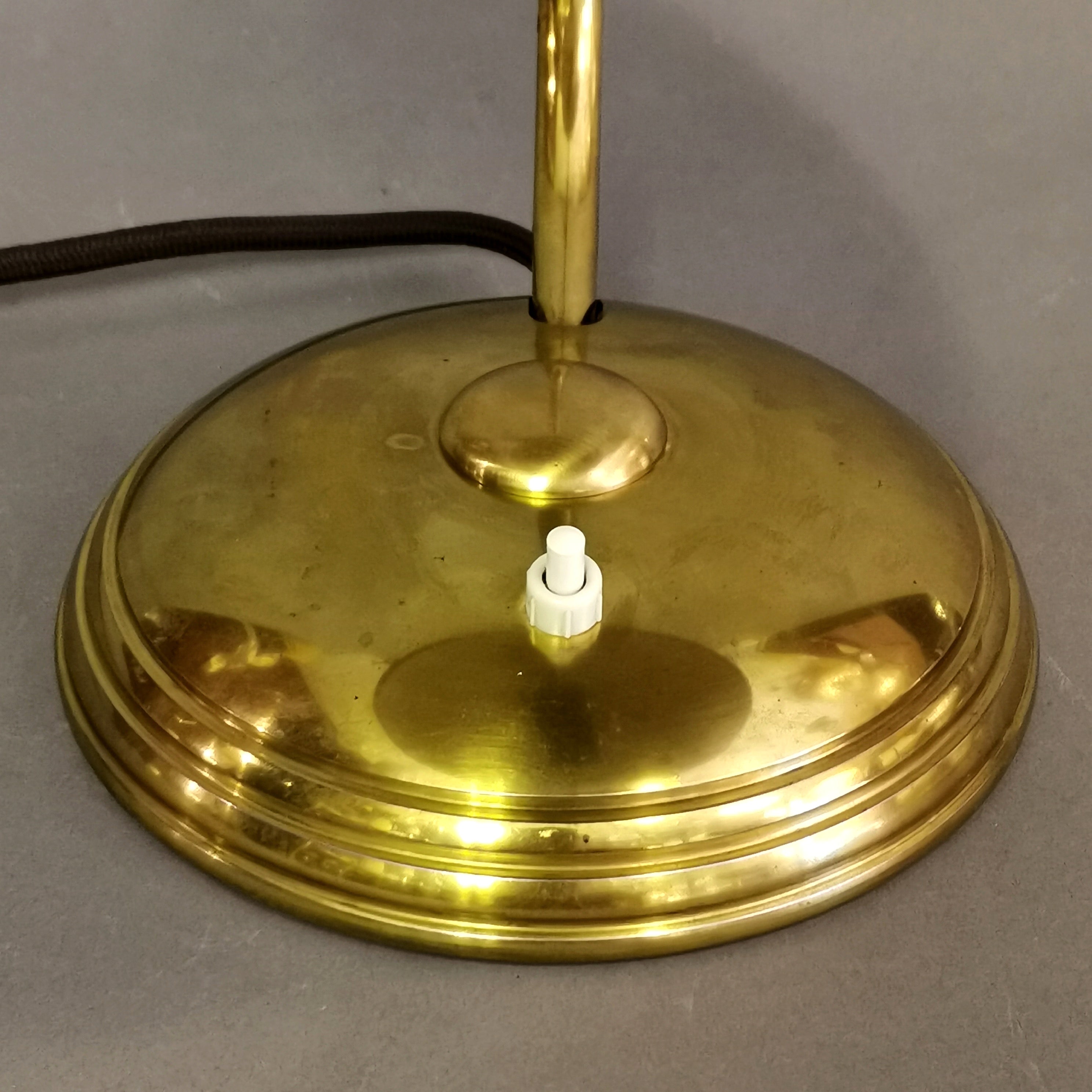 Original Mid-Century Tischleuchte 0027