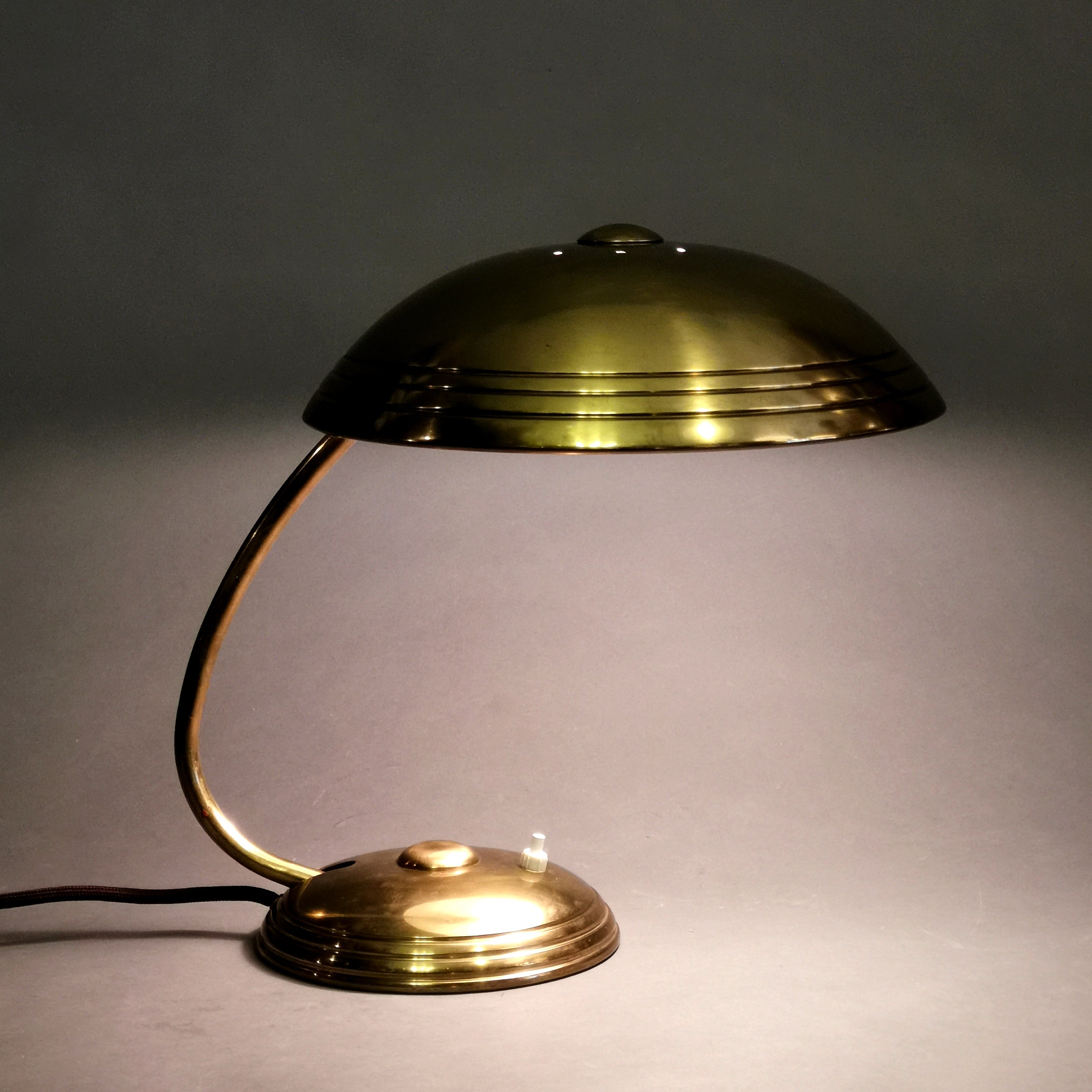 Original Mid-Century Tischleuchte 0027