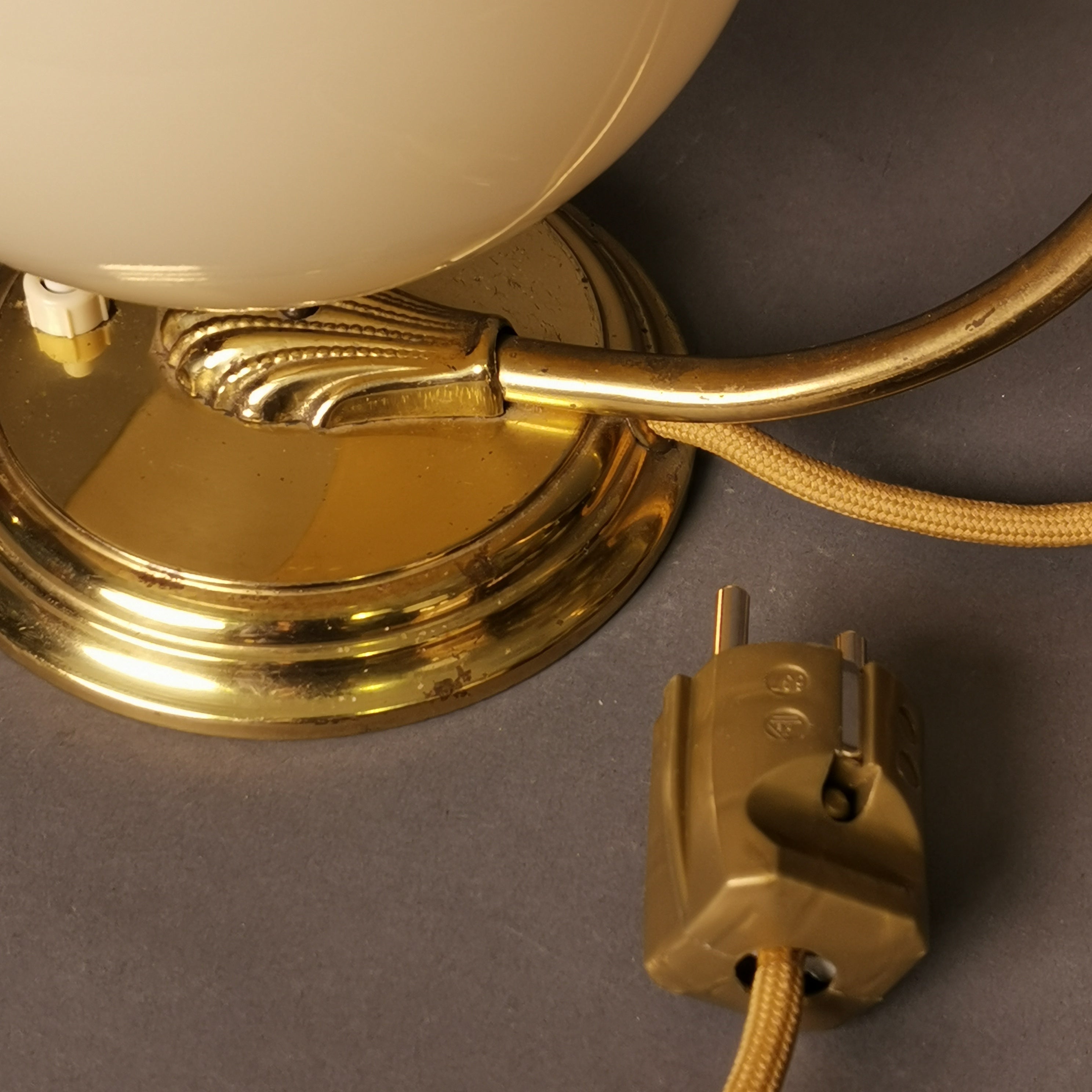 Original 30er Jahre Nachttischlampe 0032